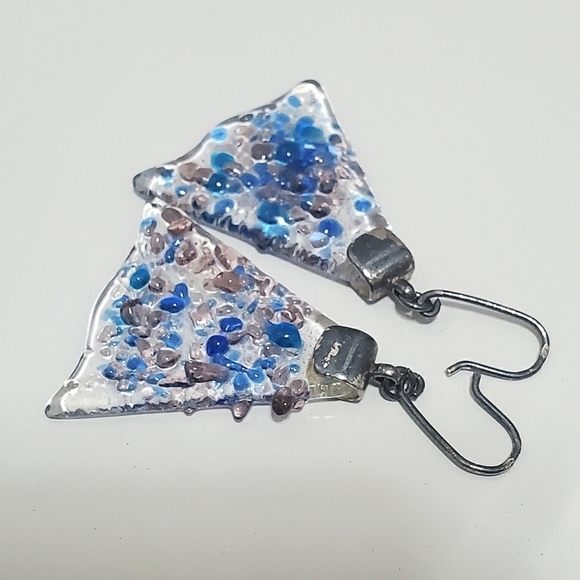 925 Silver Triangular Royal Blue Dangling Earrings For Women. 🌴 - Picture 3 of 4